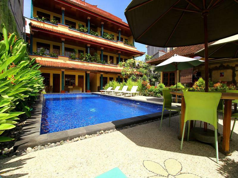 Dua Dara Inn Kuta Легиан Экстерьер фото